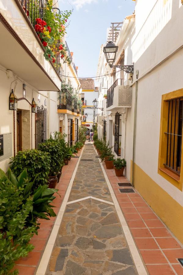 Idyllic Townhouse In Marbella Old Town Villa Buitenkant foto